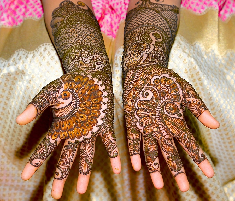 Mehndi Artist by Mehak Entertainment